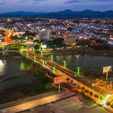 Hoang Thinh Hotel Kon Tum  Exterior foto