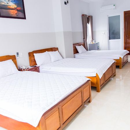 Hoang Thinh Hotel Kon Tum  Exterior foto