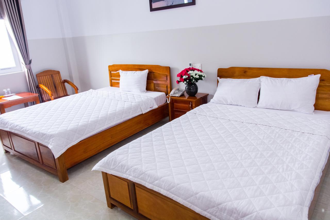 Hoang Thinh Hotel Kon Tum  Exterior foto
